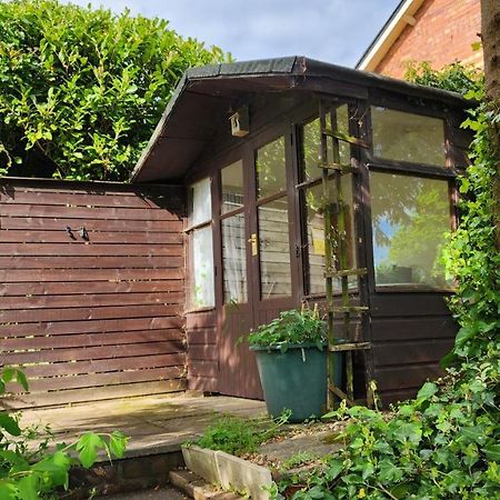 Beautiful House And Elevated Garden In Bridgnorth别墅 外观 照片